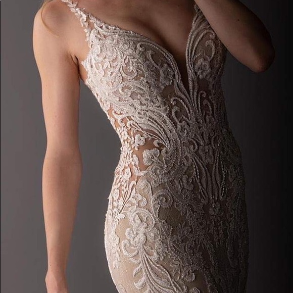 New in Bag Wedding Dress - Picture 5 of 5